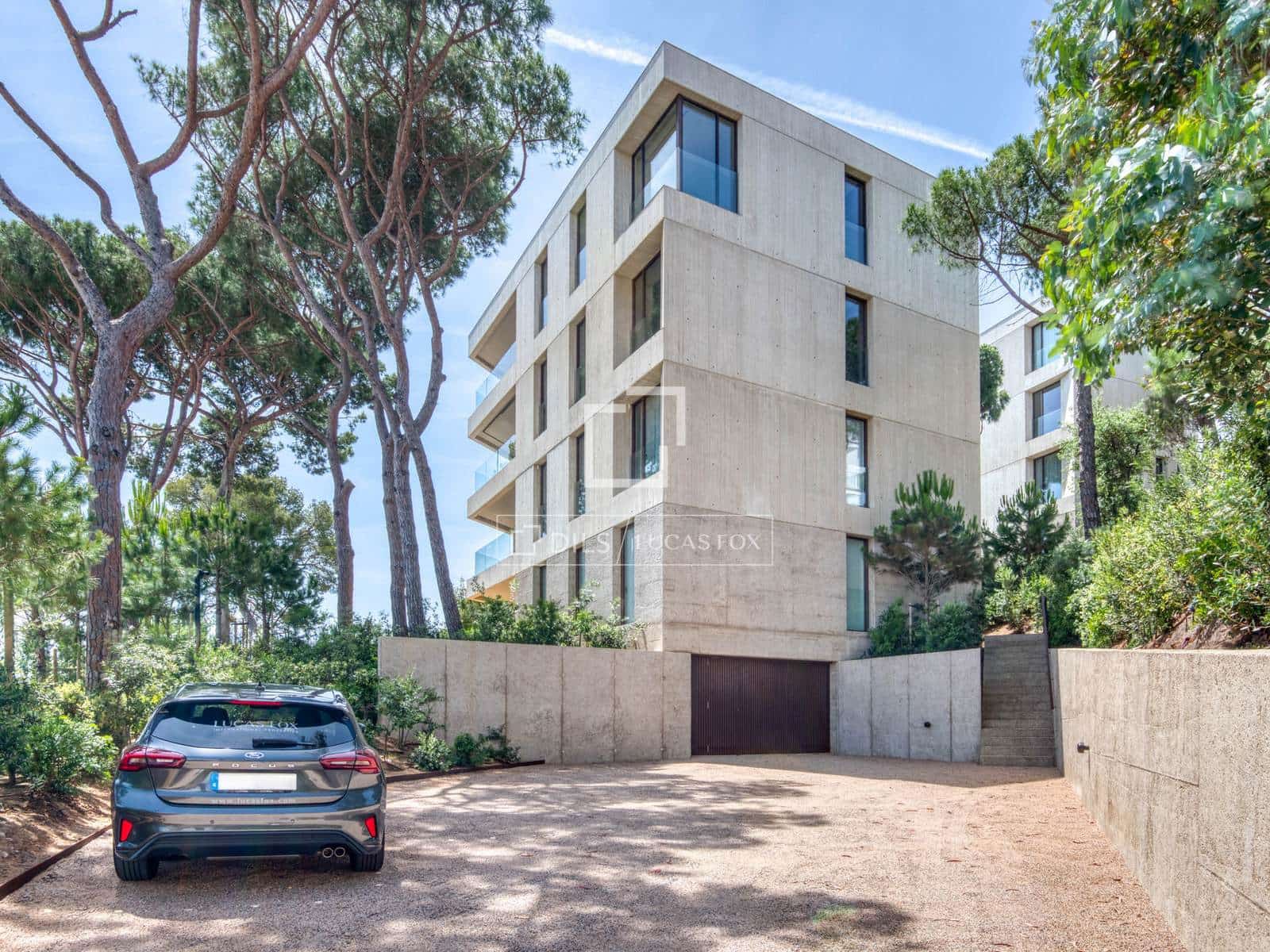 3 bedroom Apartment for sale in S'Agaro with pool garage - € 2,800,000 (Ref: 7470528)