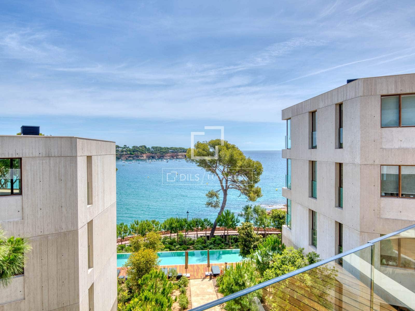 3 bedroom Apartment for sale in S'Agaro with pool garage - € 2,800,000 (Ref: 7470528)
