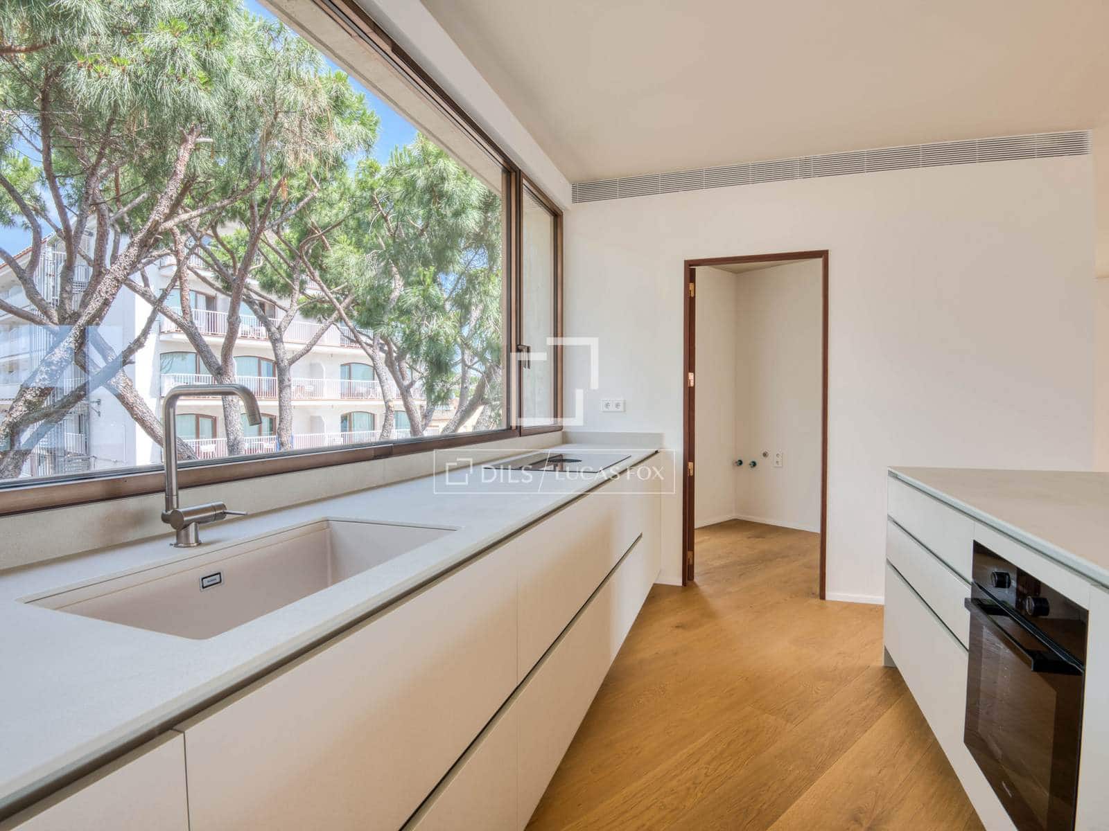 3 bedroom Apartment for sale in S'Agaro with pool garage - € 2,800,000 (Ref: 7470528)