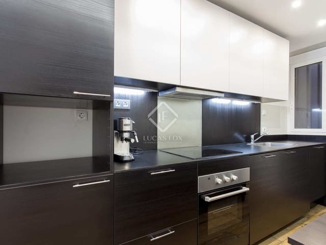 2 makuuhuone Huoneisto vuokrattavana paikassa Valencia kaupunki - 2 200 € (Ref: 7475769)