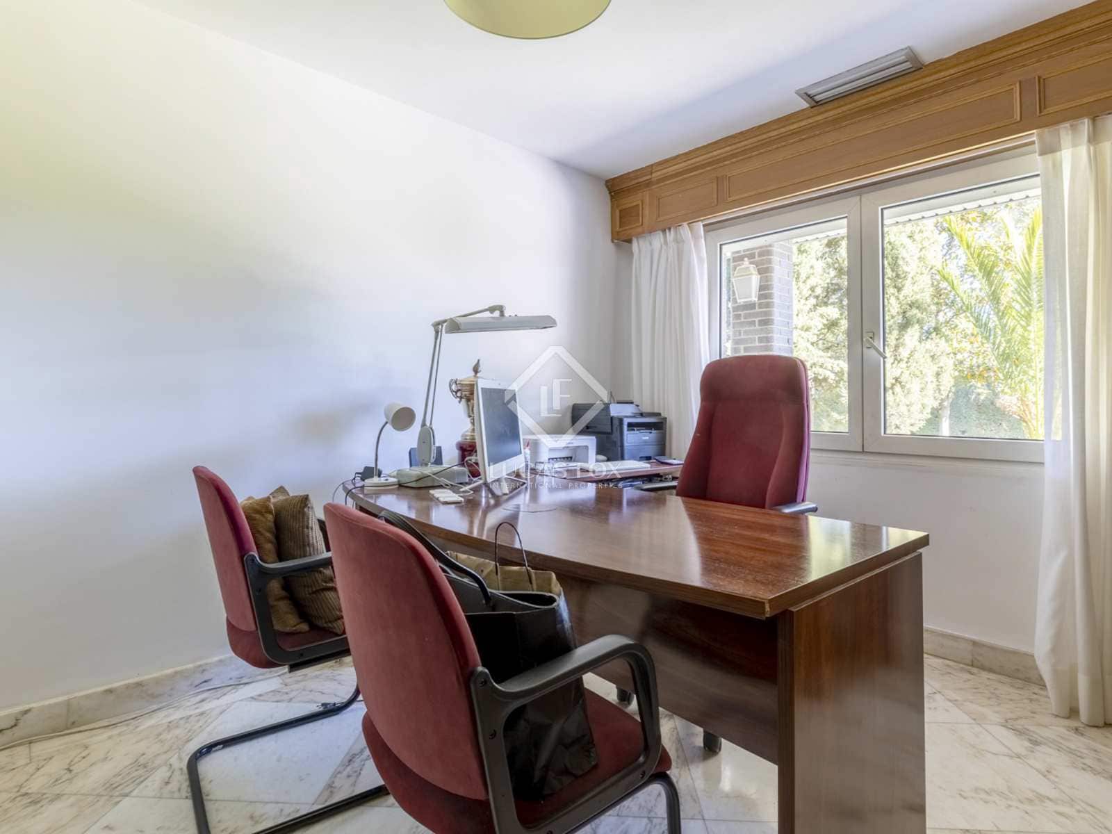 6 soveværelse Villa til salg i Boadilla del Monte med swimmingpool garage - € 1.800.000 (Ref: 7478480)