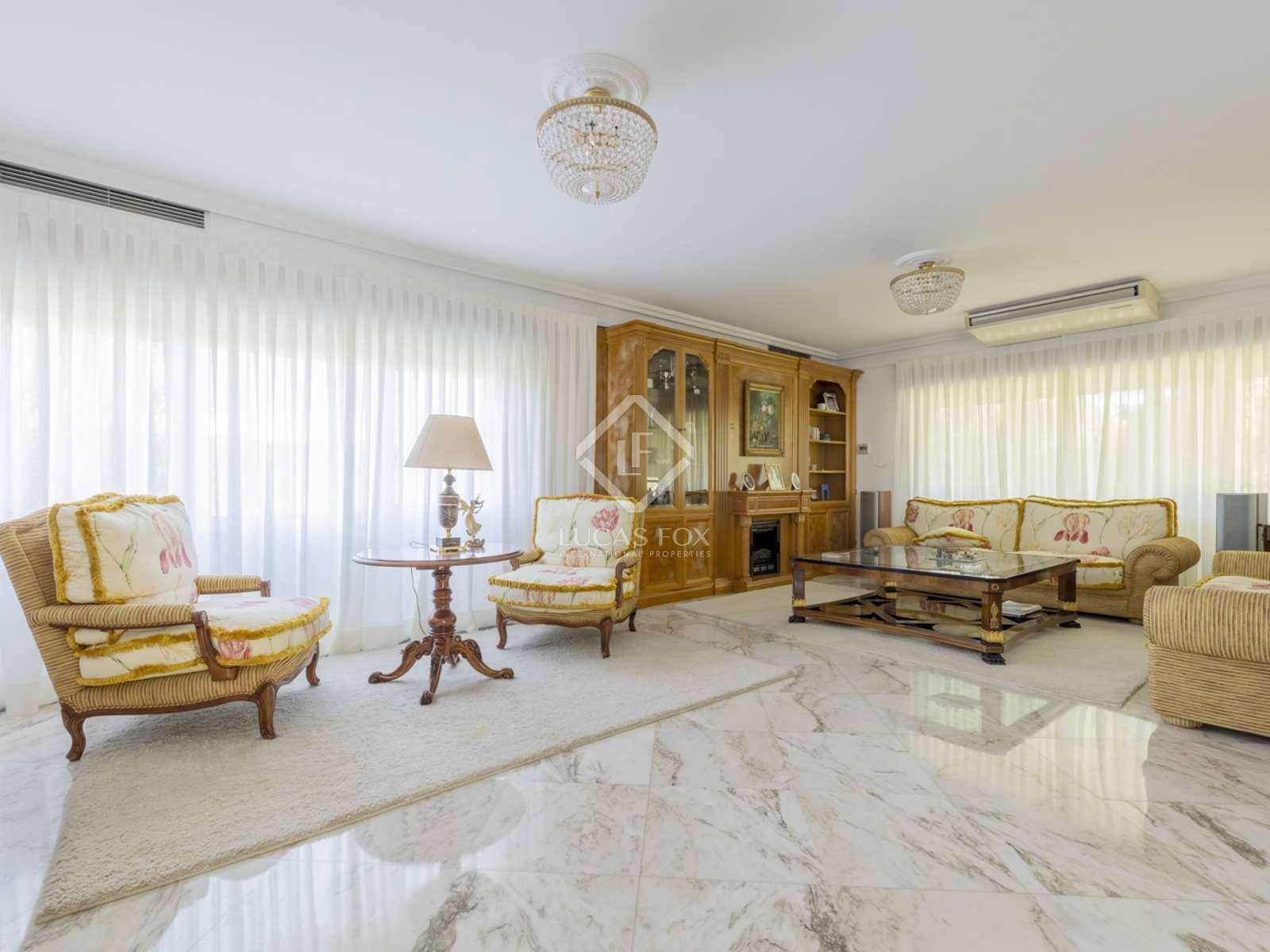 6 soveværelse Villa til salg i Boadilla del Monte med swimmingpool garage - € 1.800.000 (Ref: 7478480)