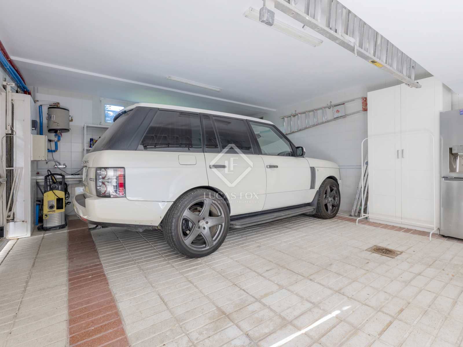 6 soveværelse Villa til salg i Boadilla del Monte med swimmingpool garage - € 1.800.000 (Ref: 7478480)