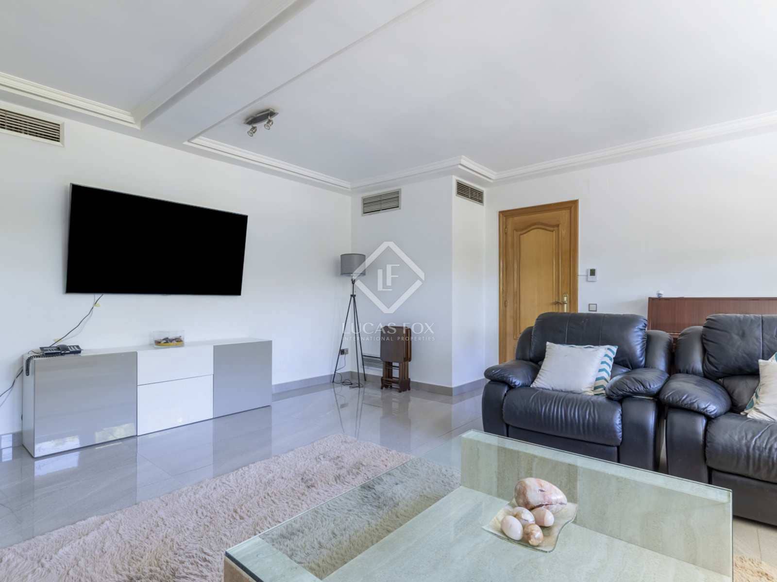 6 soveværelse Villa til salg i Boadilla del Monte med swimmingpool garage - € 1.800.000 (Ref: 7478480)