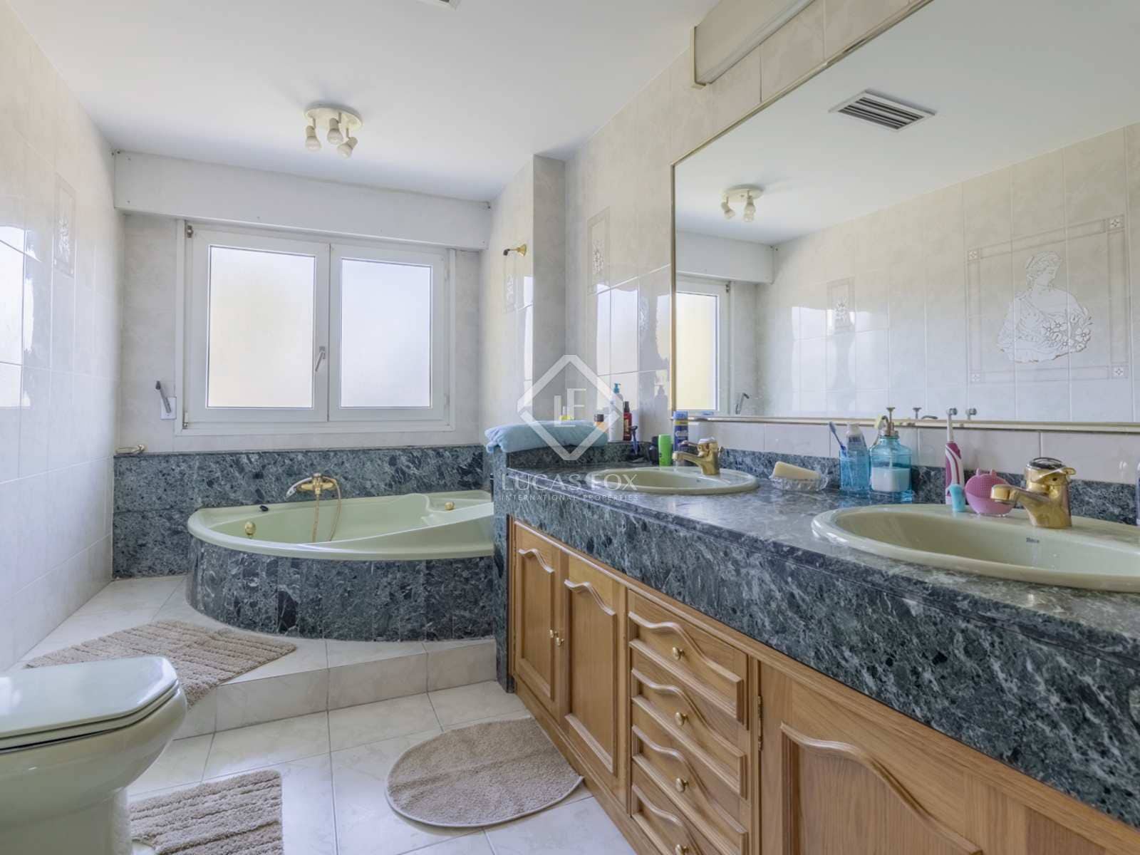 6 soveværelse Villa til salg i Boadilla del Monte med swimmingpool garage - € 1.800.000 (Ref: 7478480)