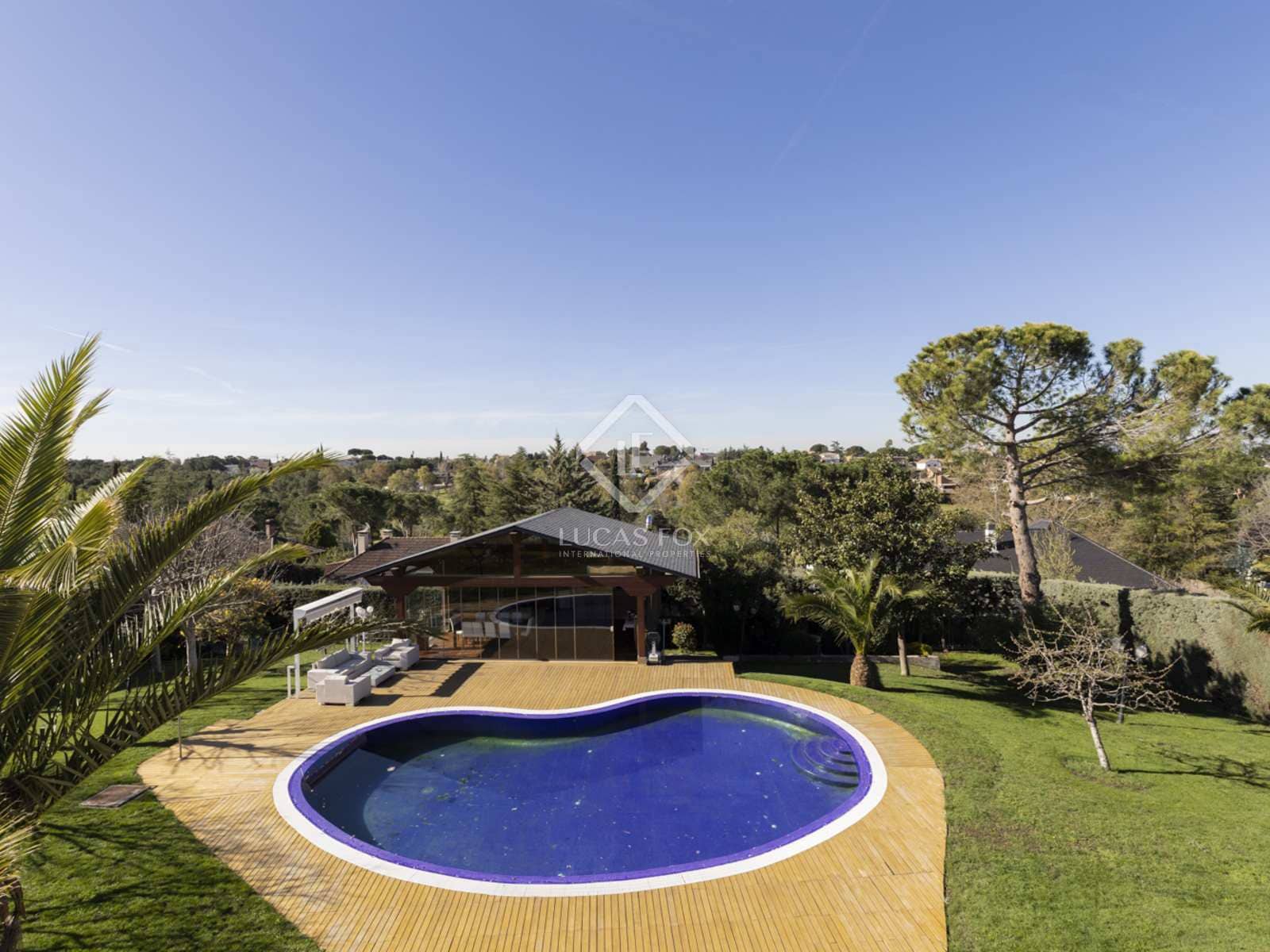 6 soveværelse Villa til salg i Boadilla del Monte med swimmingpool garage - € 1.800.000 (Ref: 7478480)