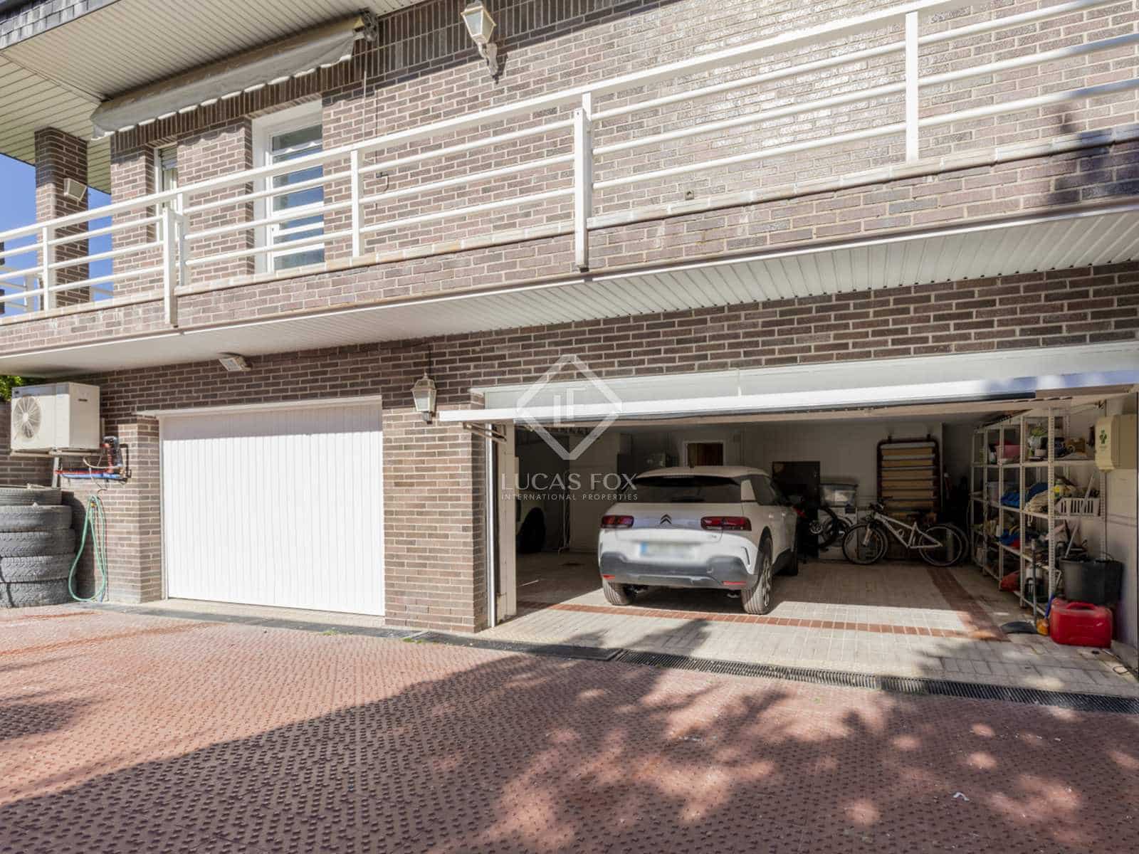 6 soveværelse Villa til salg i Boadilla del Monte med swimmingpool garage - € 1.800.000 (Ref: 7478480)