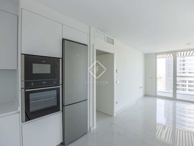 3 soveværelse Lejlighed til leje i Valencia by med swimmingpool garage - € 3.300 (Ref: 7500458)