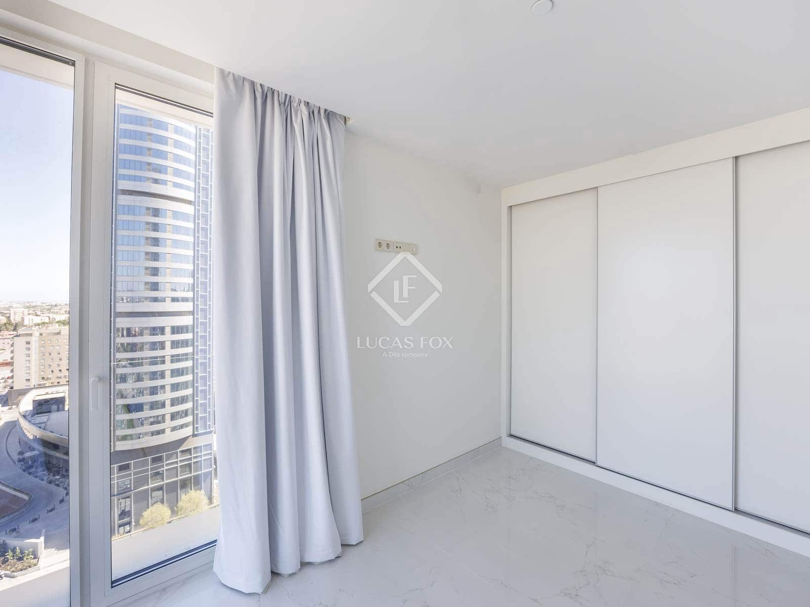 3 makuuhuone Huoneisto vuokrattavana paikassa Valencia kaupunki mukana uima-altaan 
autotalli - 3 300 € (Ref: 7500458)