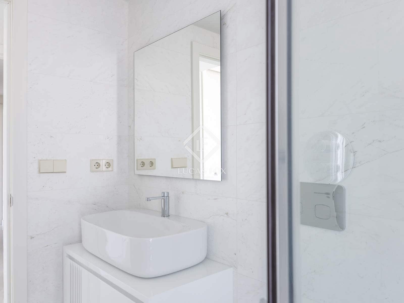 3 makuuhuone Huoneisto vuokrattavana paikassa Valencia kaupunki mukana uima-altaan 
autotalli - 3 300 € (Ref: 7500458)