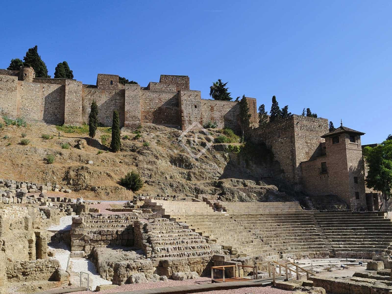 8 chambre Villa/Maison à vendre à Malaga ville avec piscine garage - 1 950 000 € (Ref: 7503983)