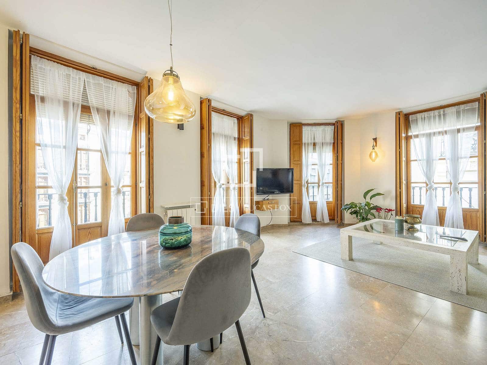 Kommersiell til salgs i Valencia by - € 1 980 000 (Ref: 7506725)