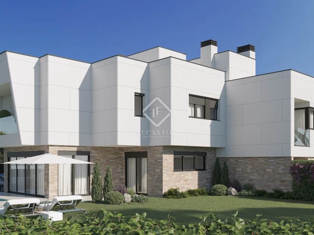 4 soveværelse Villa til salg i Pozuelo de Alarcón med swimmingpool garage - € 1.598.000 (Ref: 7508380)