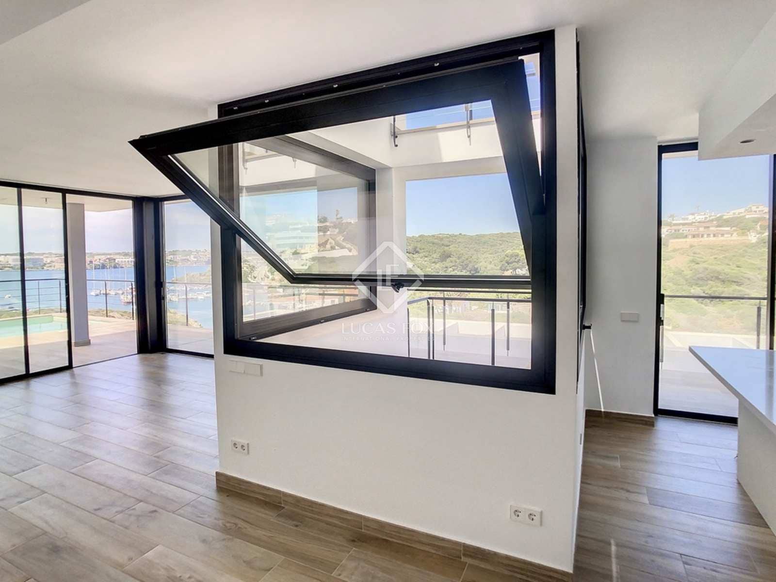 5 soveværelse Villa til salg i Mahon / Mao med swimmingpool garage - € 4.000.000 (Ref: 7512633)