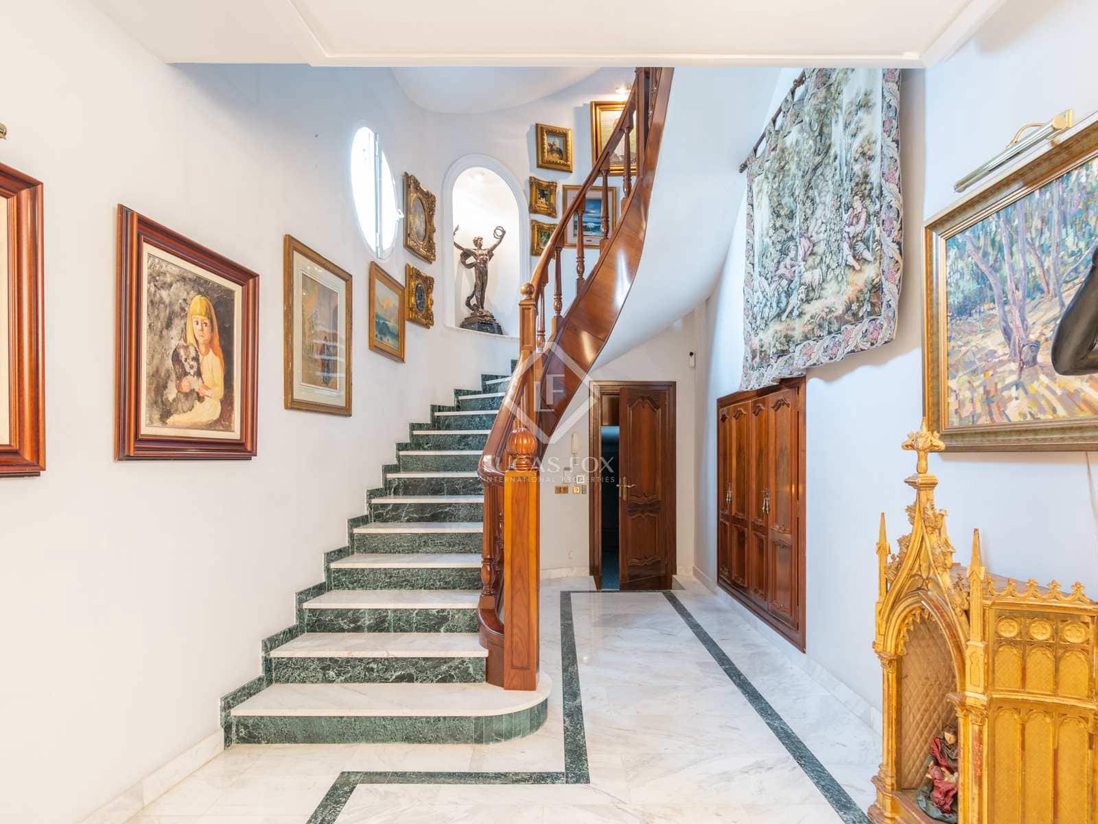 5 sovrum Villa till salu i Malaga stad med pool garage - 2 499 000 € (Ref: 7515587)