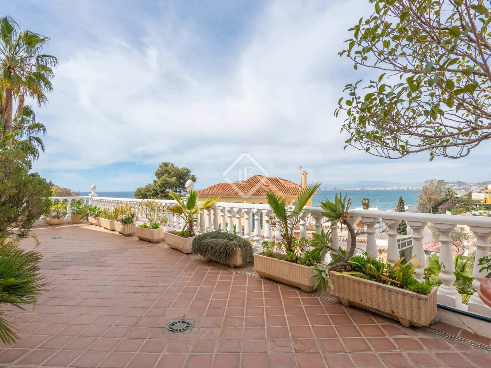 5 sovrum Villa till salu i Malaga stad med pool garage - 2 499 000 € (Ref: 7515587)