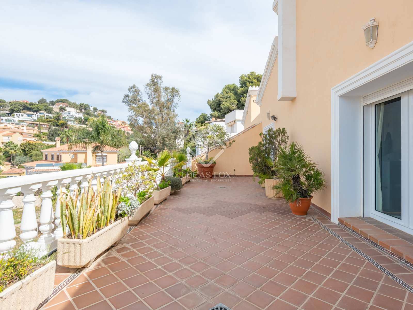 5 sovrum Villa till salu i Malaga stad med pool garage - 2 499 000 € (Ref: 7515587)