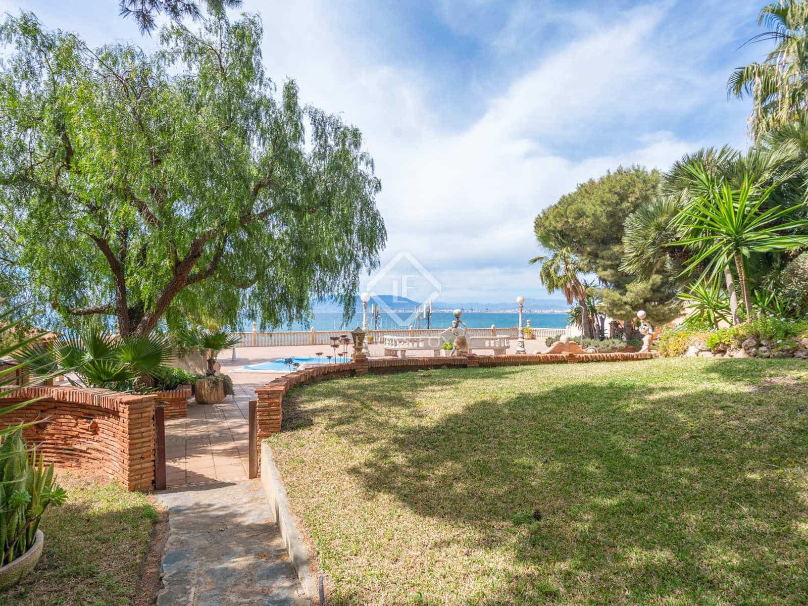 5 sovrum Villa till salu i Malaga stad med pool garage - 2 499 000 € (Ref: 7515587)