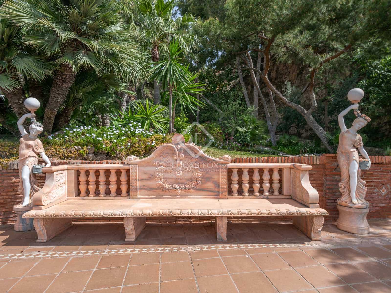 5 sovrum Villa till salu i Malaga stad med pool garage - 2 499 000 € (Ref: 7515587)