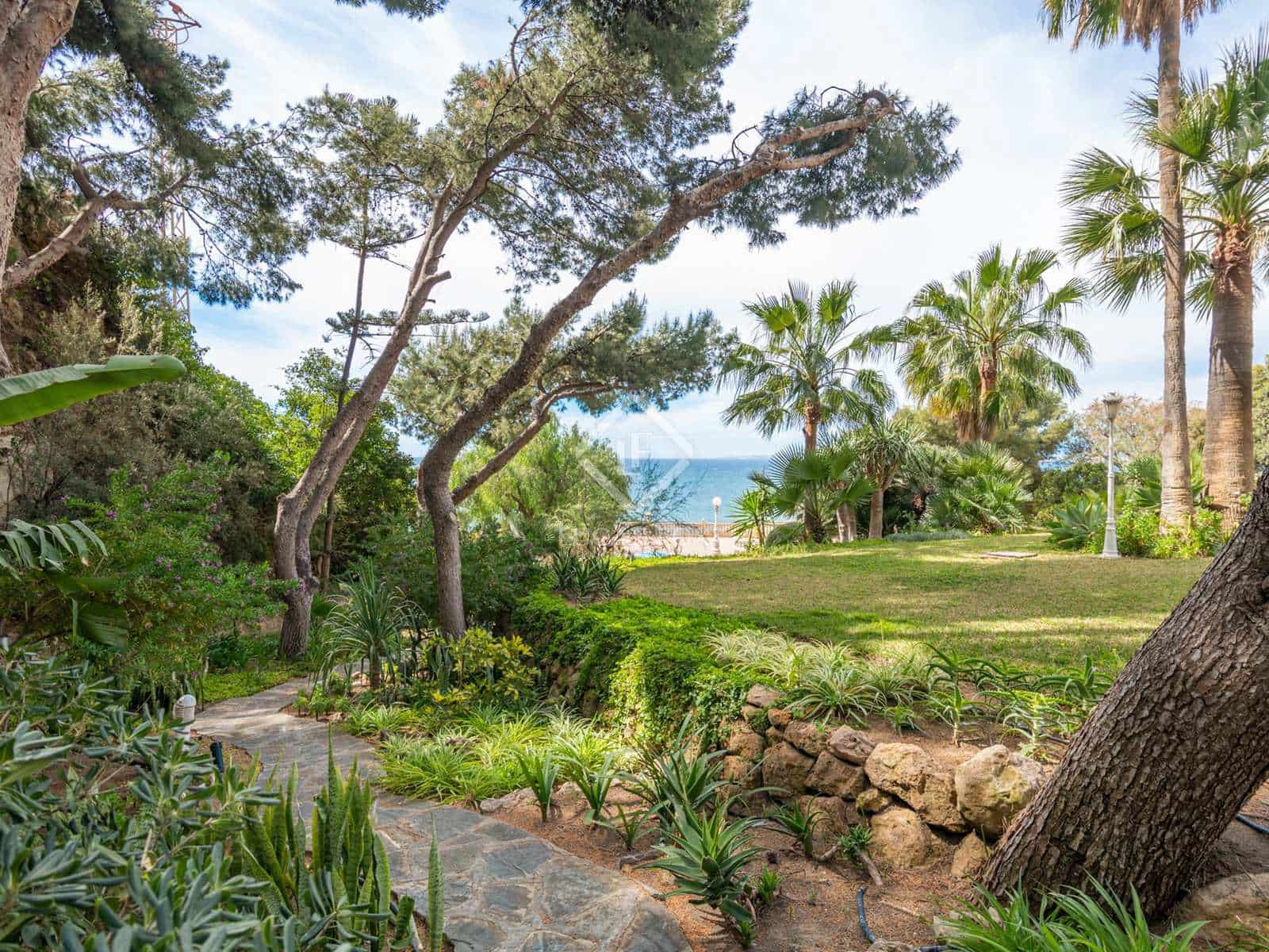 5 sovrum Villa till salu i Malaga stad med pool garage - 2 499 000 € (Ref: 7515587)