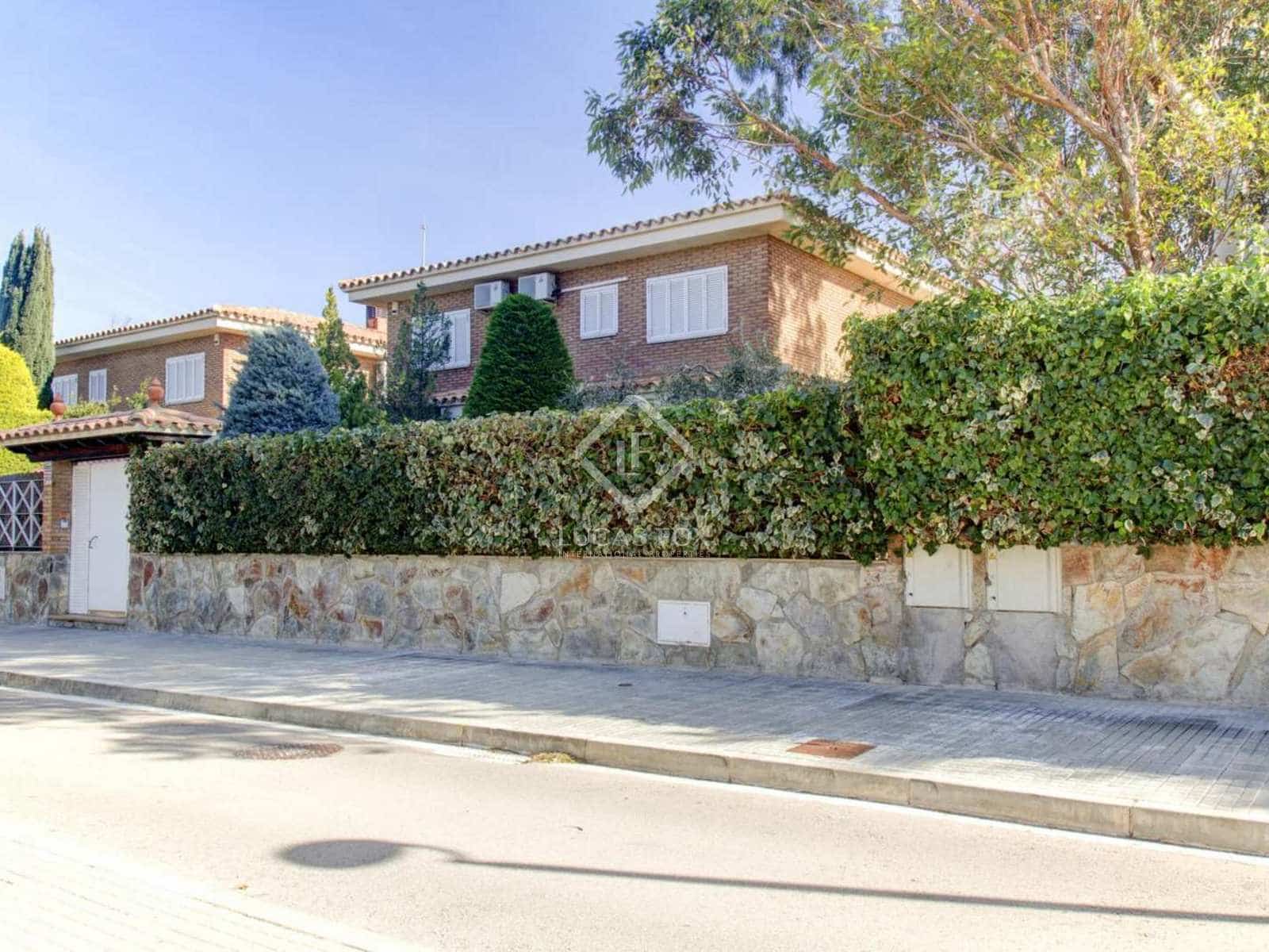 10 soverom Villa til salgs i L'Ametlla de Mar med svømmebasseng garasje - € 2 500 000 (Ref: 7520067)