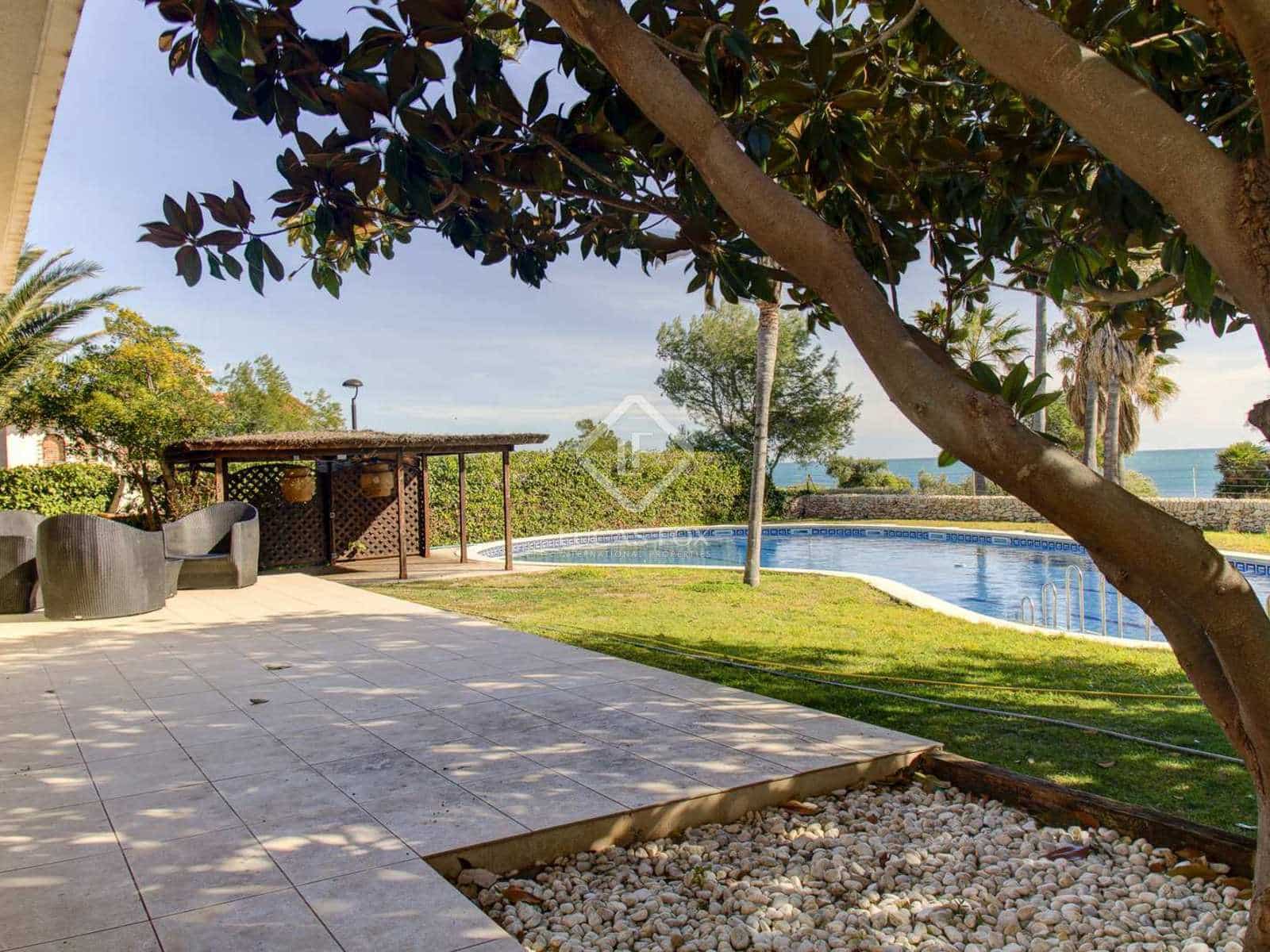 10 soverom Villa til salgs i L'Ametlla de Mar med svømmebasseng garasje - € 2 500 000 (Ref: 7520067)