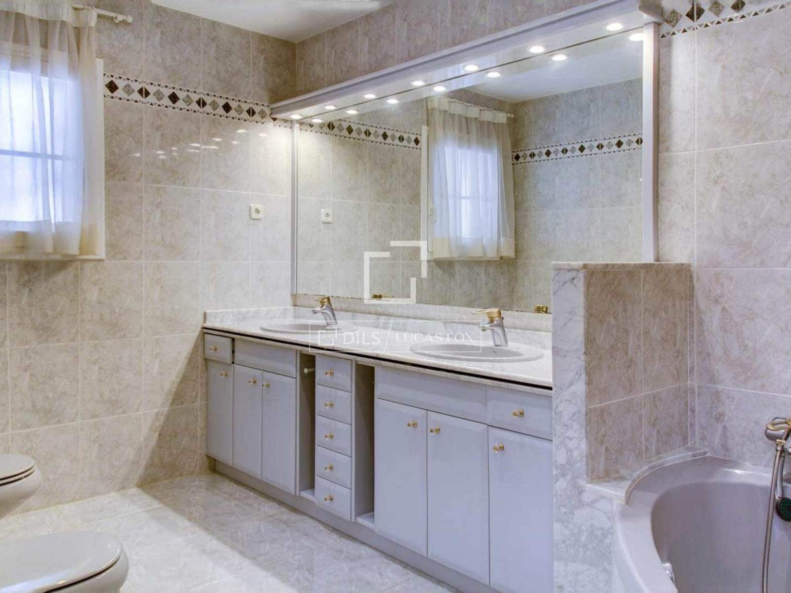 10 soverom Villa til salgs i L'Ametlla de Mar med svømmebasseng garasje - € 2 500 000 (Ref: 7520067)