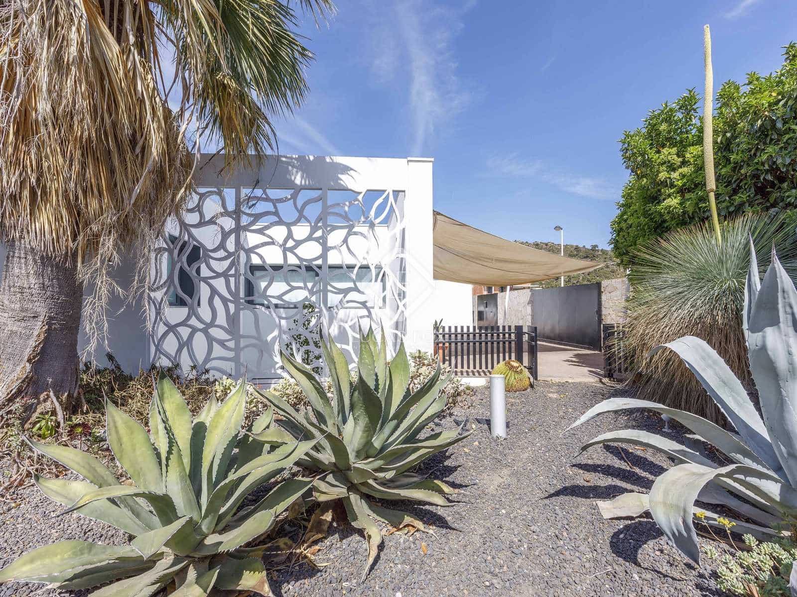 4 slaapkamer Villa te koop in Sagunto / Sagunt met zwembad garage - € 1.500.000 (Ref: 7520068)