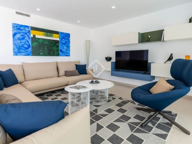 4 bedroom Villa for sale in Altea with pool garage - € 2,257,500 (Ref: 7523673)