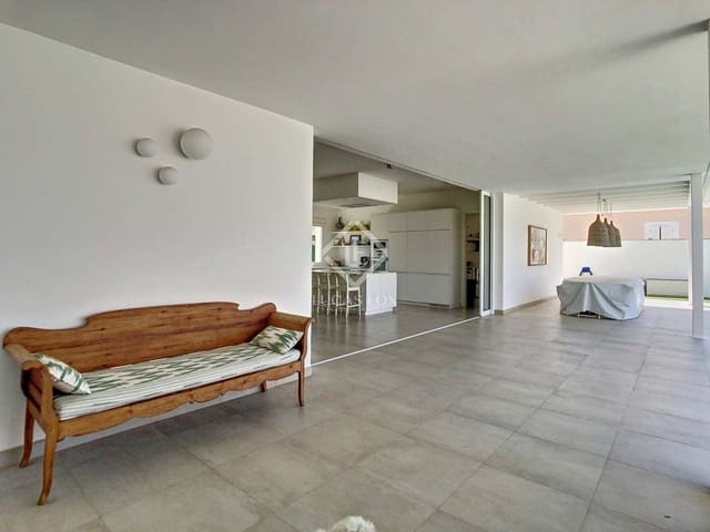 4 slaapkamer Villa te koop in Mahón / Maó met zwembad garage - € 1.455.000 (Ref: 7523699)