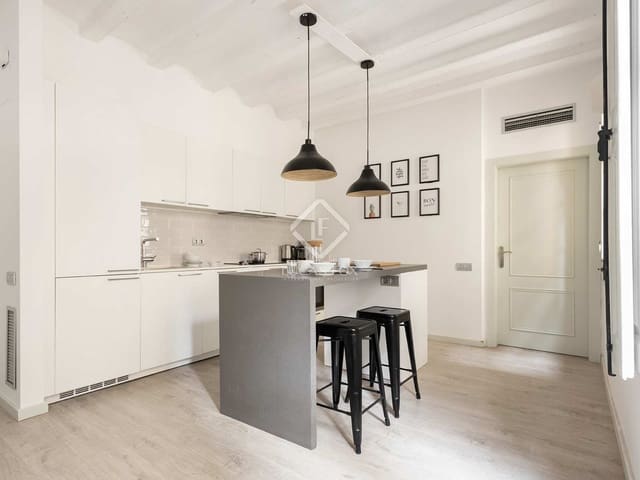 3 bedroom Apartment for rent in Barcelona city - € 2,000 (Ref: 7524766)