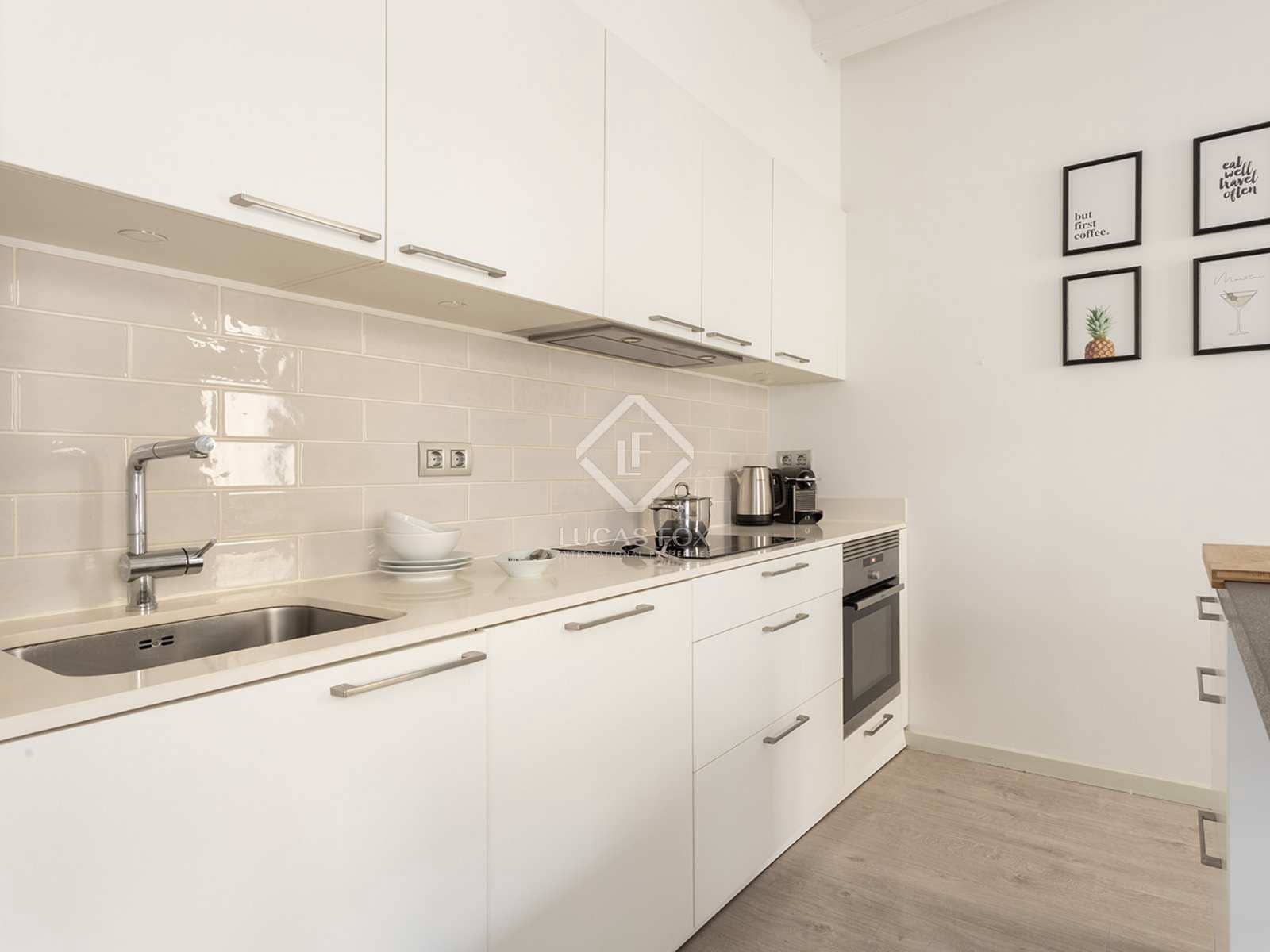 3 slaapkamer Appartement te huur in Barcelona stad - € 2.000 (Ref: 7524766)