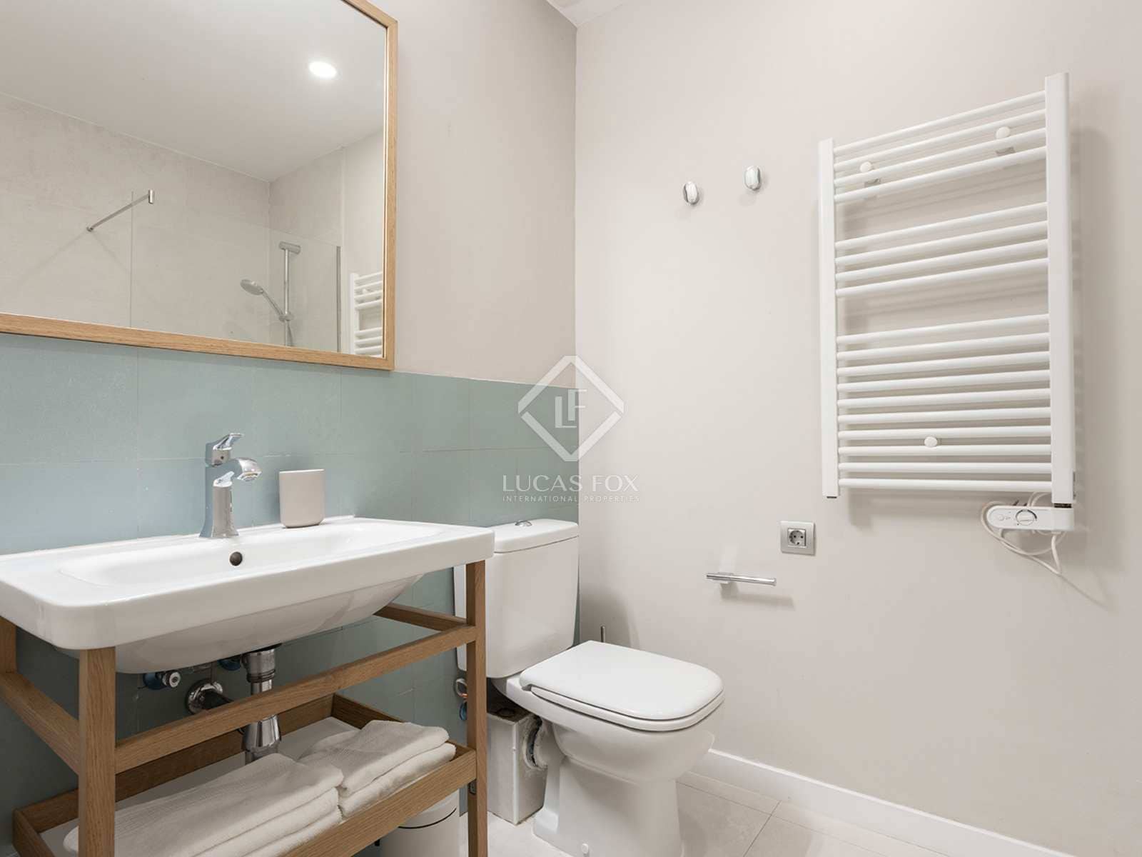 3 slaapkamer Appartement te huur in Barcelona stad - € 2.000 (Ref: 7524766)