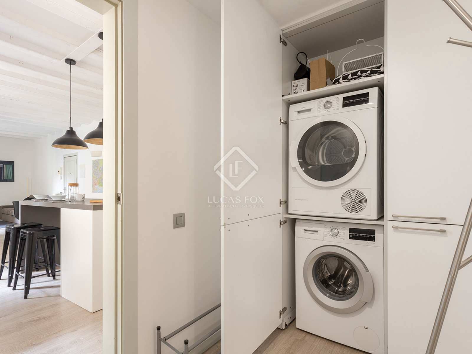 3 slaapkamer Appartement te huur in Barcelona stad - € 2.000 (Ref: 7524766)