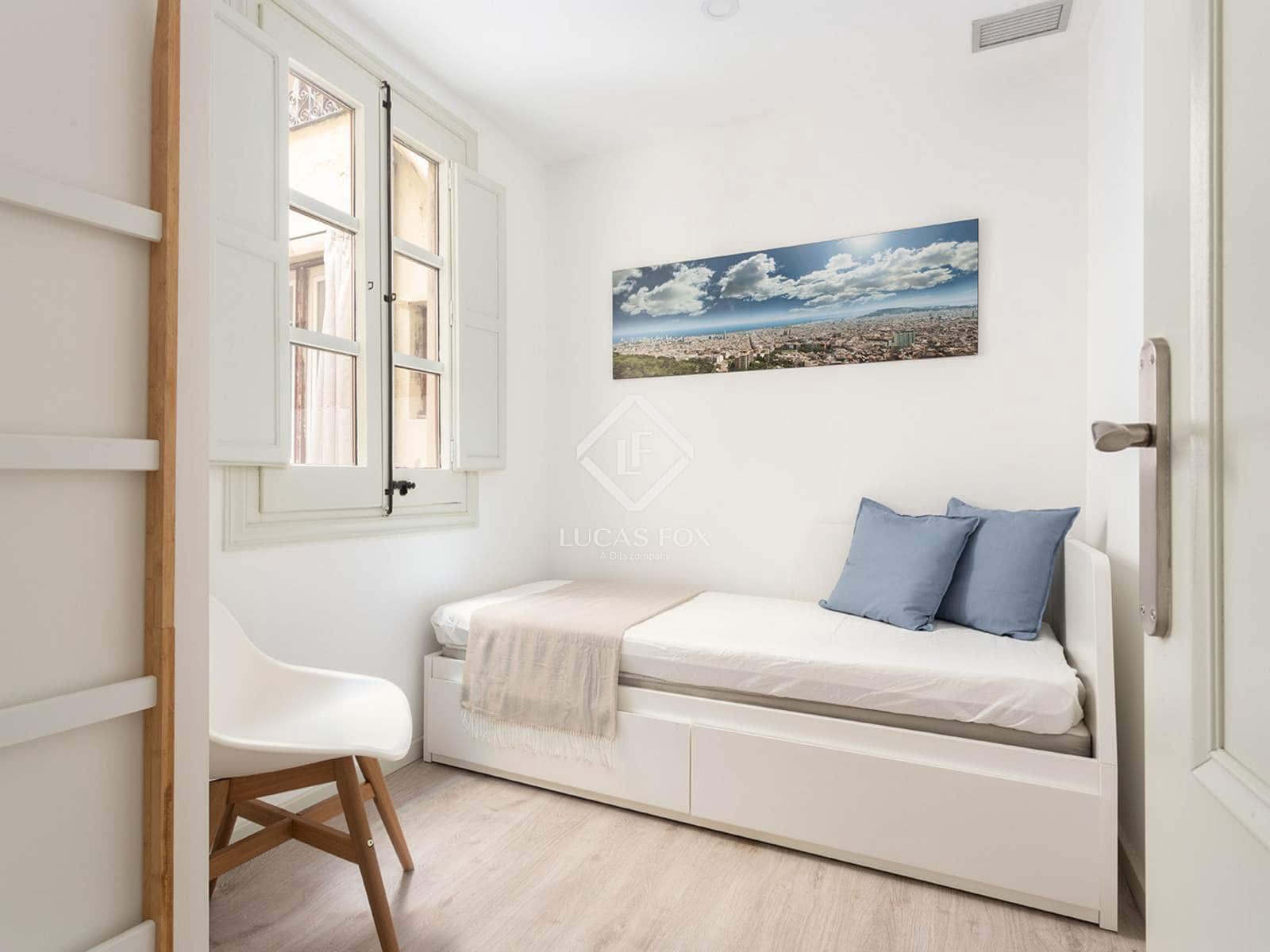 3 slaapkamer Appartement te huur in Barcelona stad - € 2.000 (Ref: 7524766)