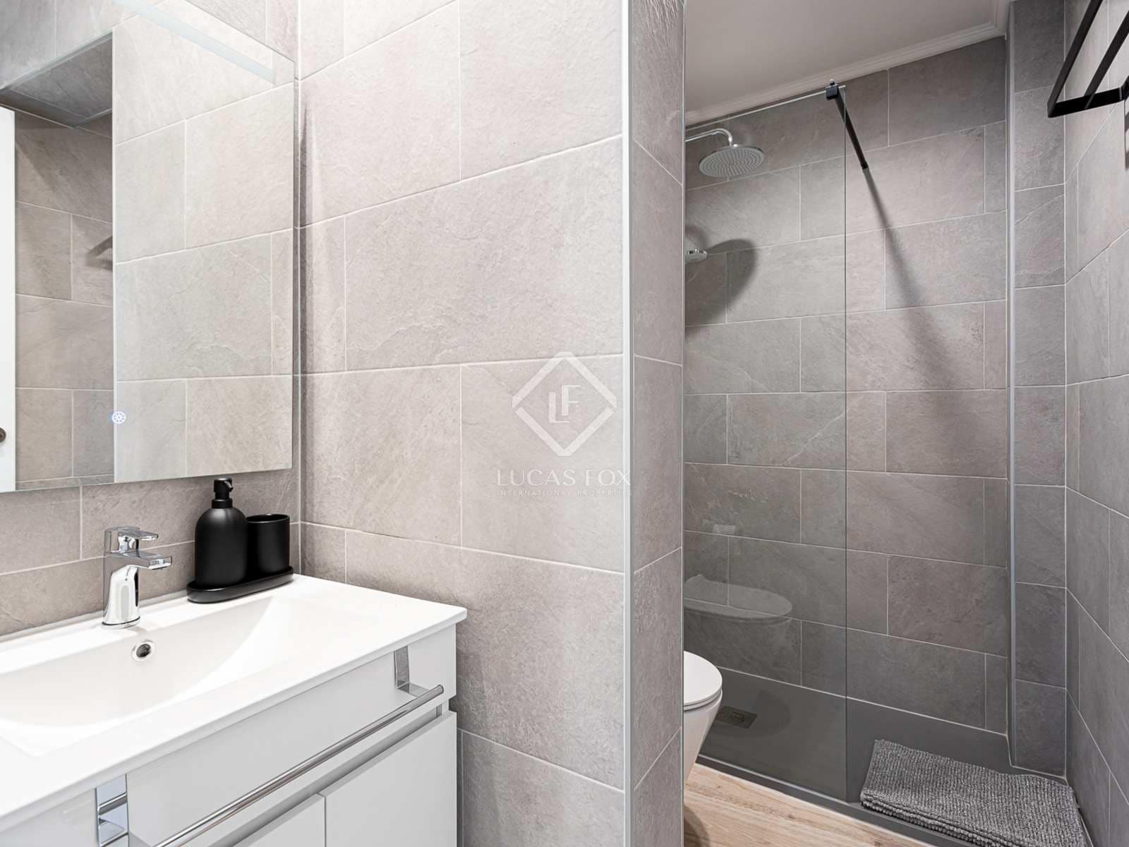 2 bedroom Apartment for rent in Barcelona city - € 1,800 (Ref: 7524767)