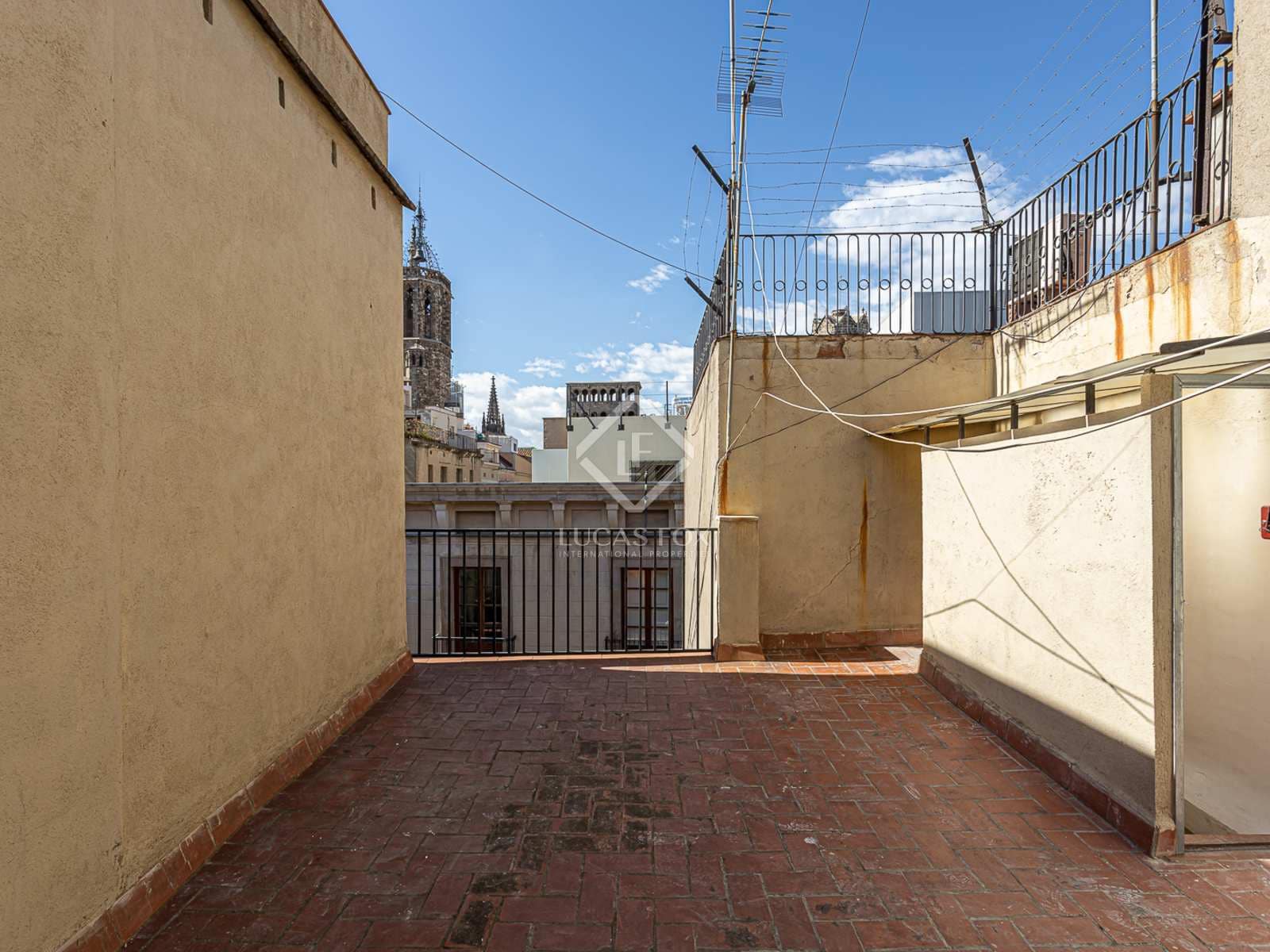 2 bedroom Apartment for rent in Barcelona city - € 1,800 (Ref: 7524767)