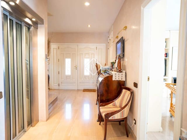 7 chambre Villa/Maison à vendre à Sant Cugat del Vallès avec piscine garage - 1 890 000 € (Ref: 7526947)