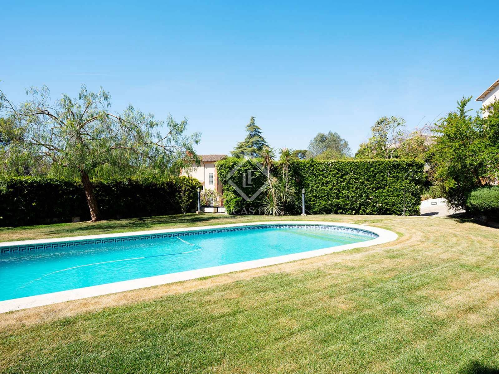 7 soveværelse Villa til salg i Sant Cugat del Valles med swimmingpool garage - € 1.890.000 (Ref: 7526947)