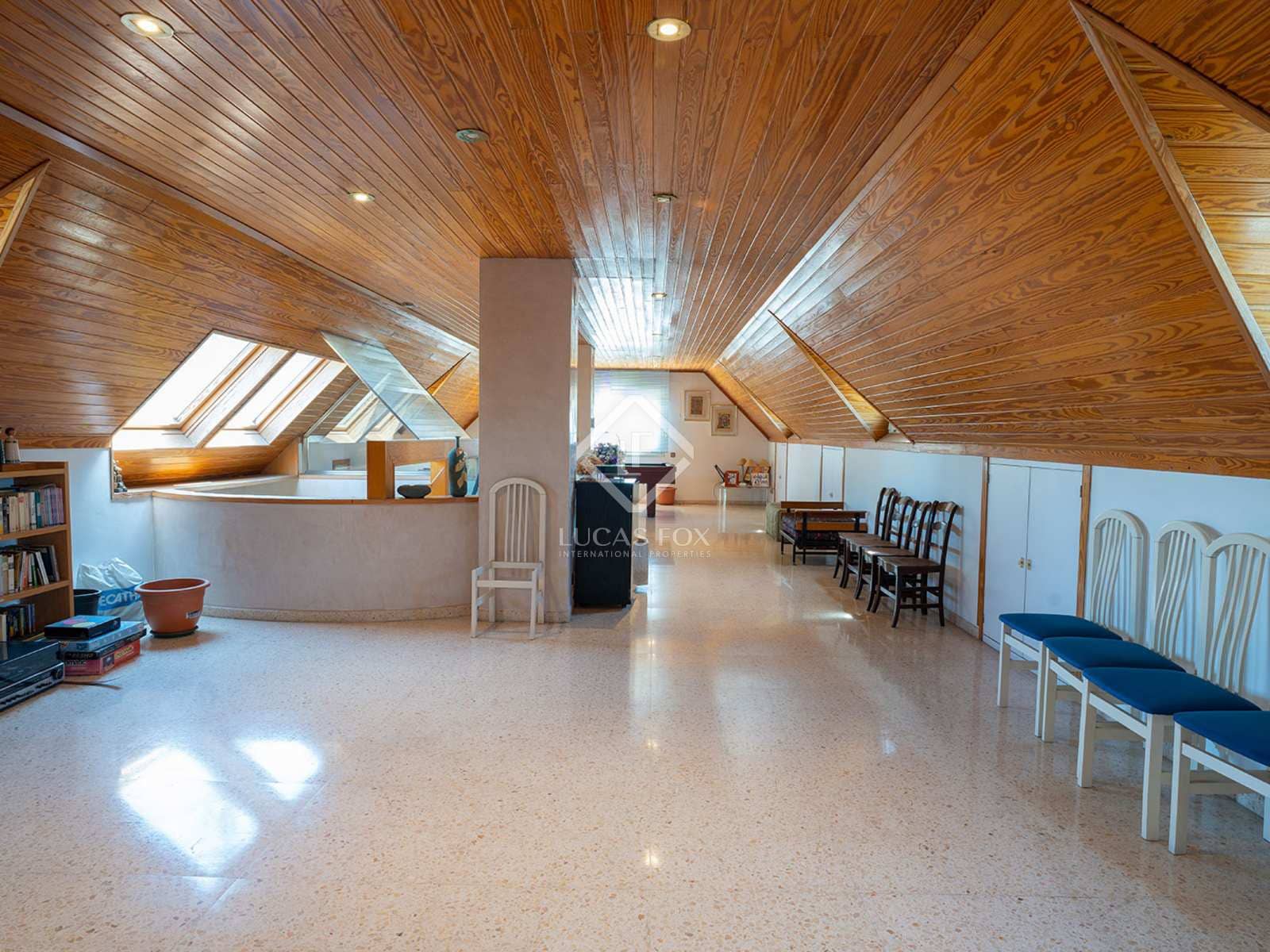 7 soveværelse Villa til salg i Sant Cugat del Valles med swimmingpool garage - € 1.890.000 (Ref: 7526947)