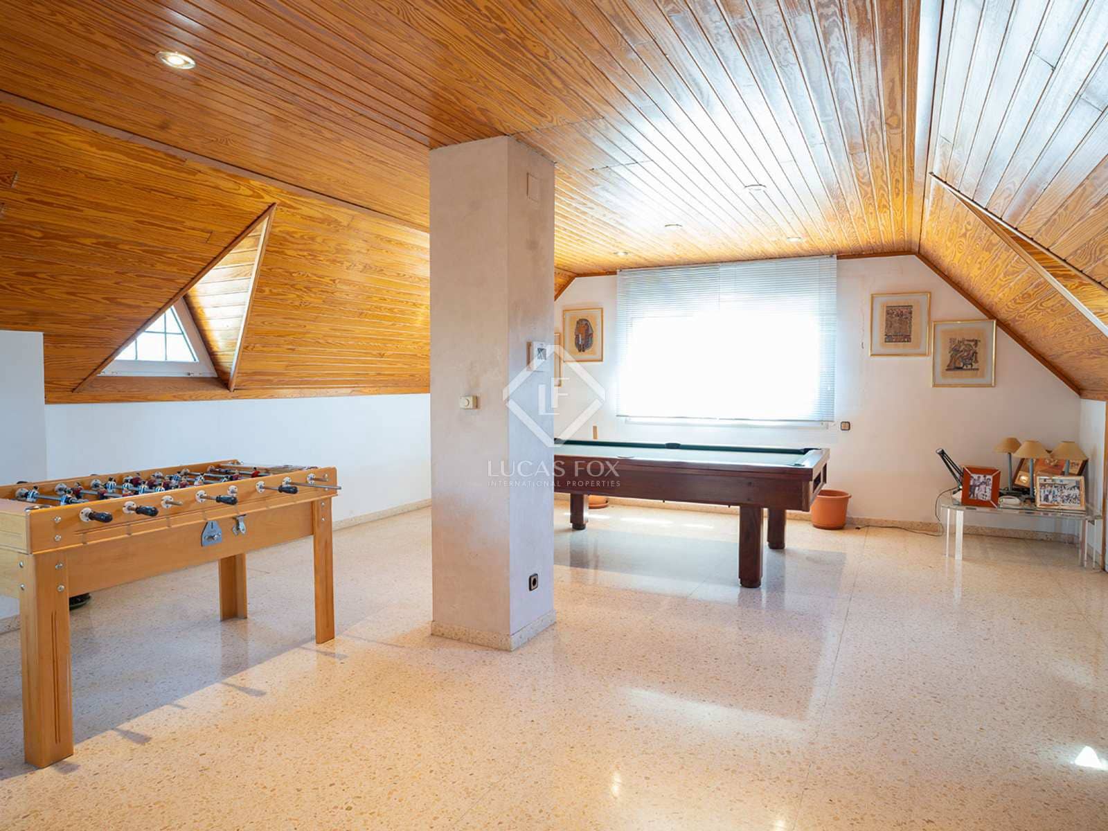 7 soveværelse Villa til salg i Sant Cugat del Valles med swimmingpool garage - € 1.890.000 (Ref: 7526947)