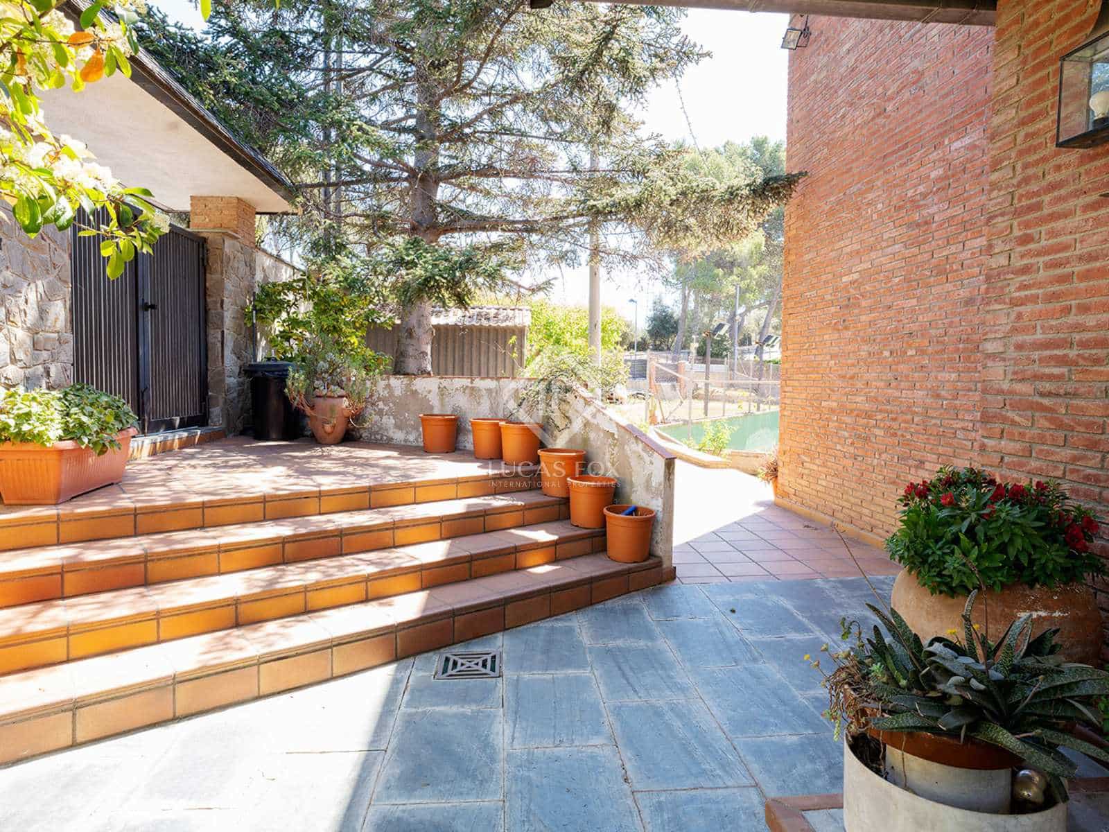 7 soveværelse Villa til salg i Sant Cugat del Valles med swimmingpool garage - € 1.890.000 (Ref: 7526947)