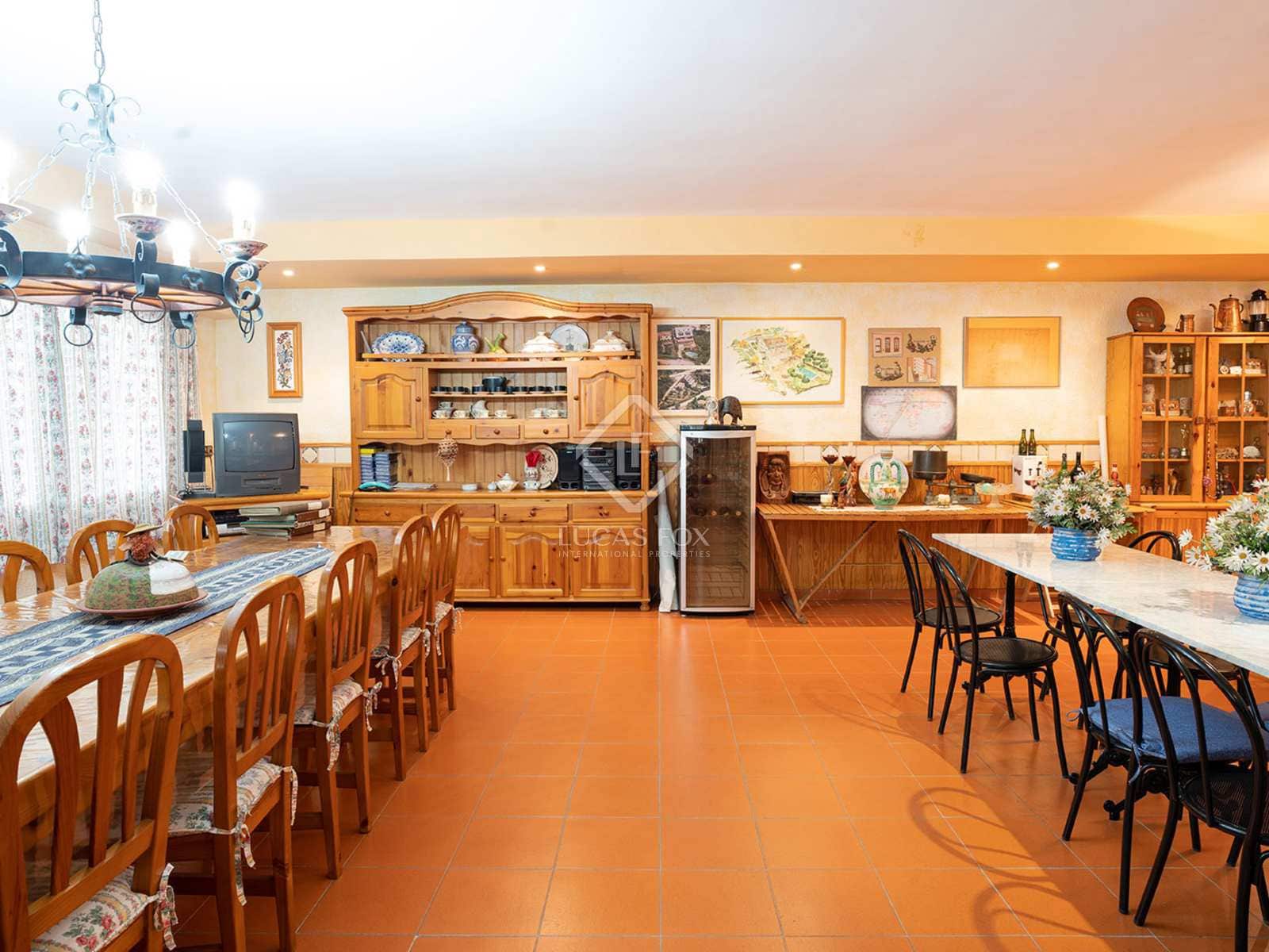 7 soveværelse Villa til salg i Sant Cugat del Valles med swimmingpool garage - € 1.890.000 (Ref: 7526947)