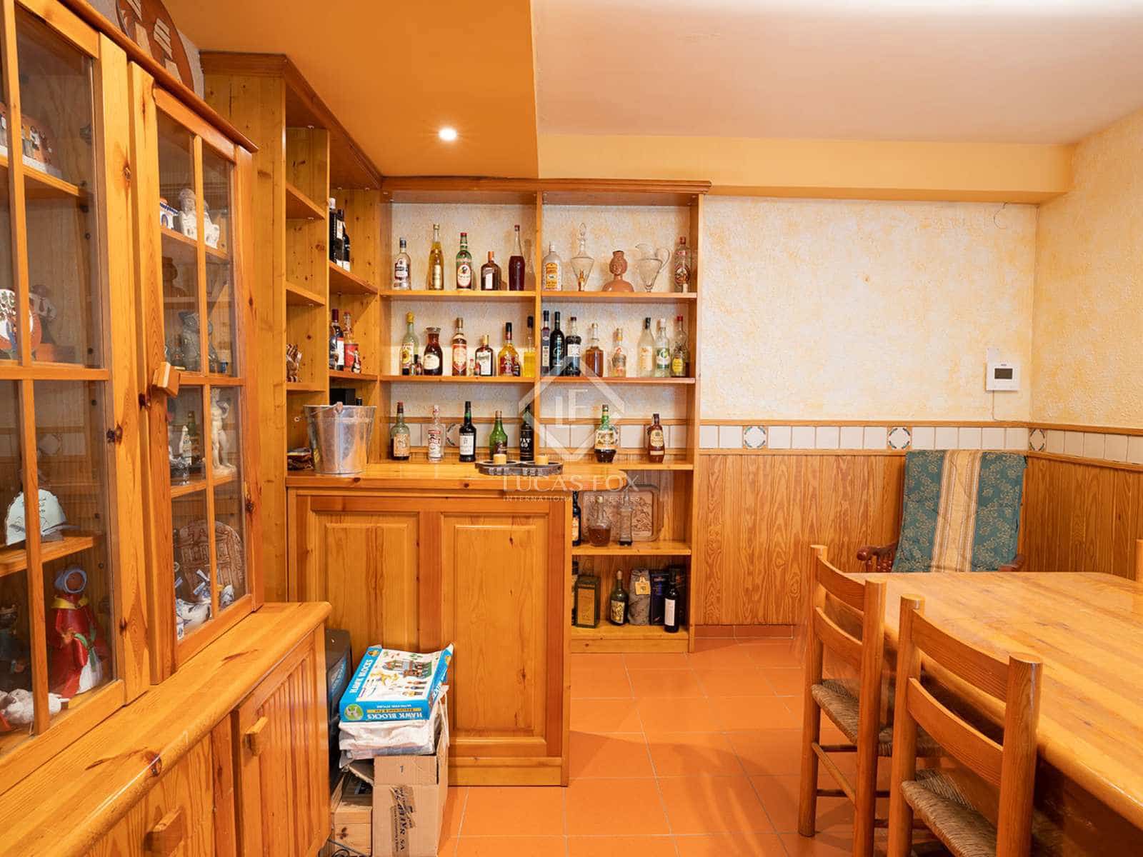 7 soveværelse Villa til salg i Sant Cugat del Valles med swimmingpool garage - € 1.890.000 (Ref: 7526947)