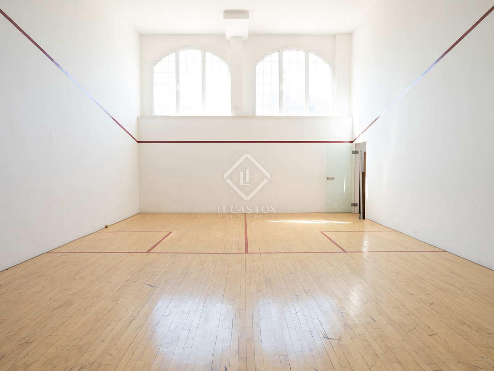 7 soveværelse Villa til salg i Sant Cugat del Valles med swimmingpool garage - € 1.890.000 (Ref: 7526947)