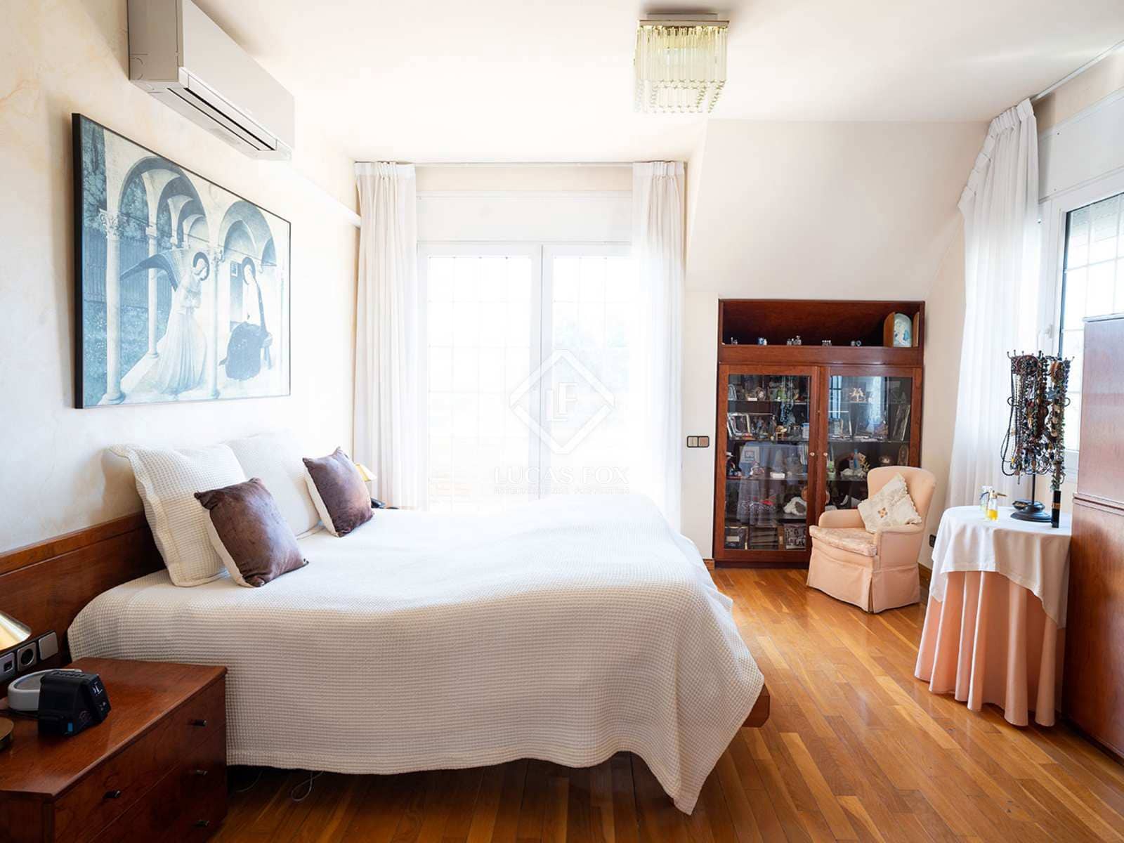 7 soveværelse Villa til salg i Sant Cugat del Valles med swimmingpool garage - € 1.890.000 (Ref: 7526947)