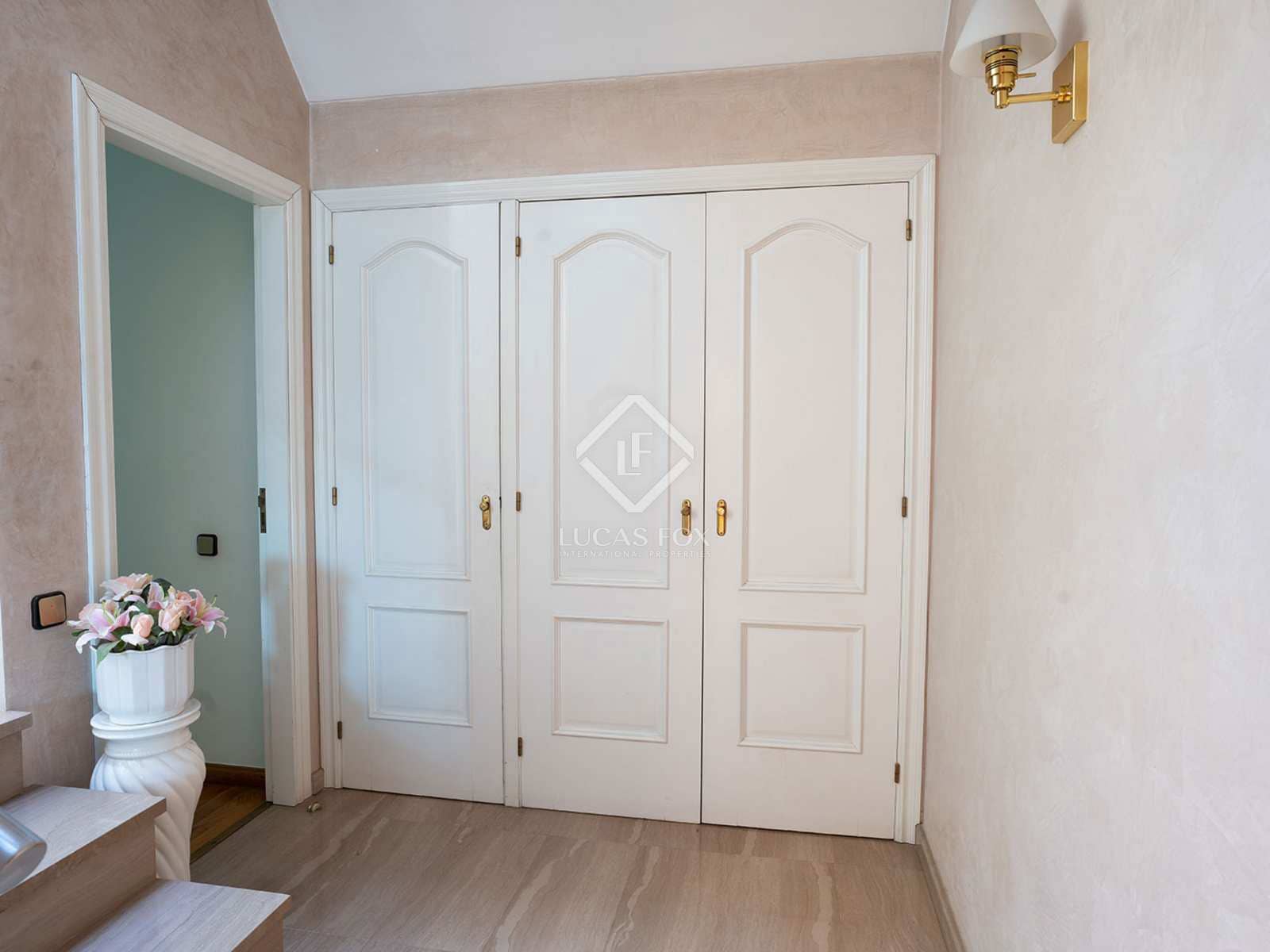 7 soveværelse Villa til salg i Sant Cugat del Valles med swimmingpool garage - € 1.890.000 (Ref: 7526947)