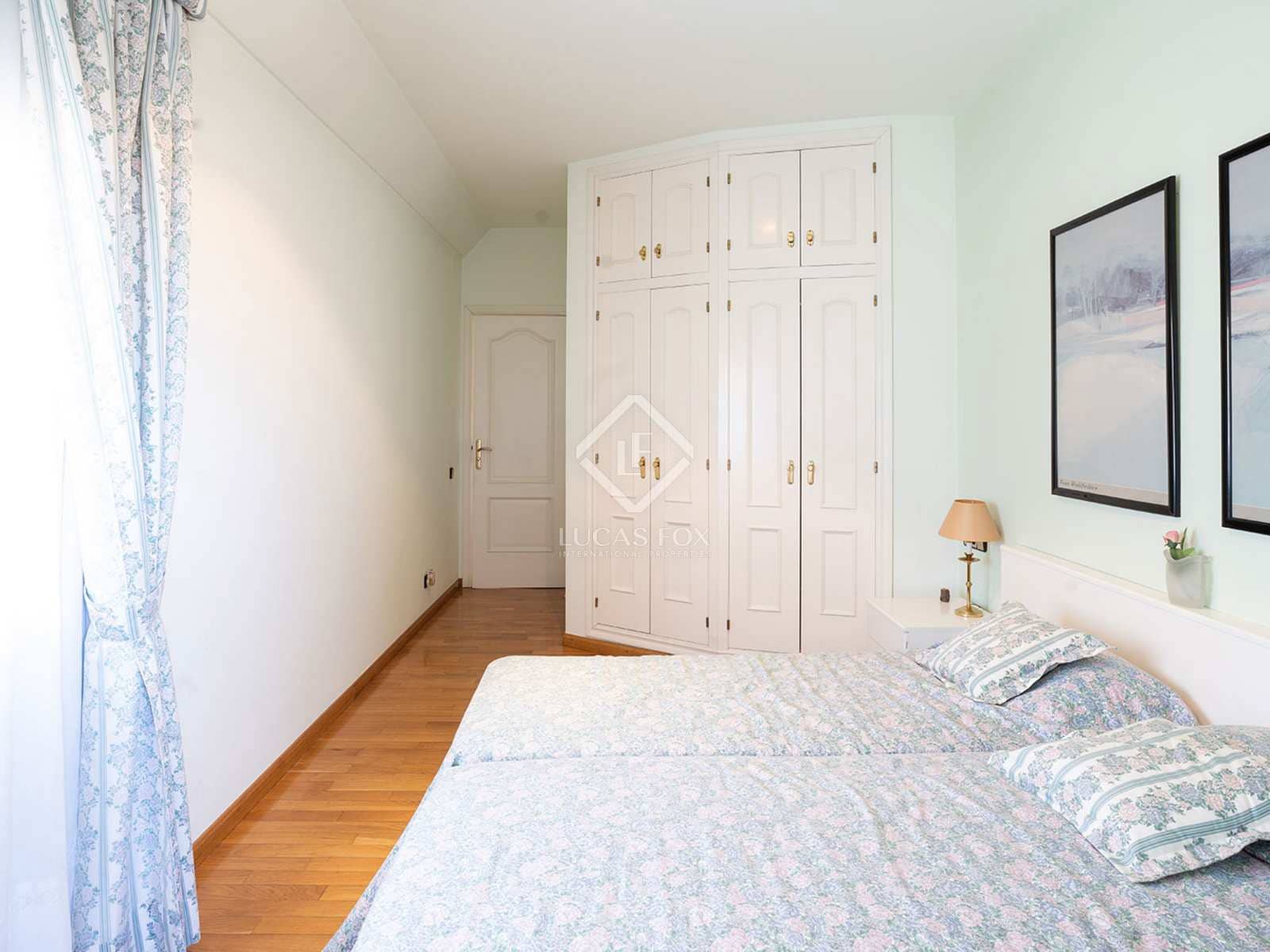 7 soveværelse Villa til salg i Sant Cugat del Valles med swimmingpool garage - € 1.890.000 (Ref: 7526947)