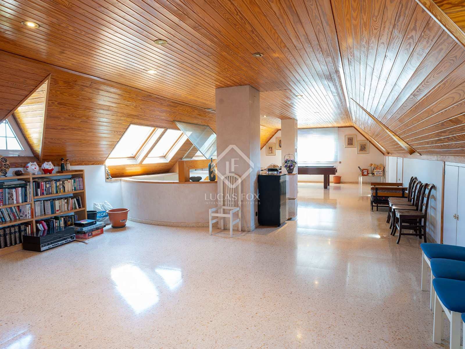 7 soveværelse Villa til salg i Sant Cugat del Valles med swimmingpool garage - € 1.890.000 (Ref: 7526947)