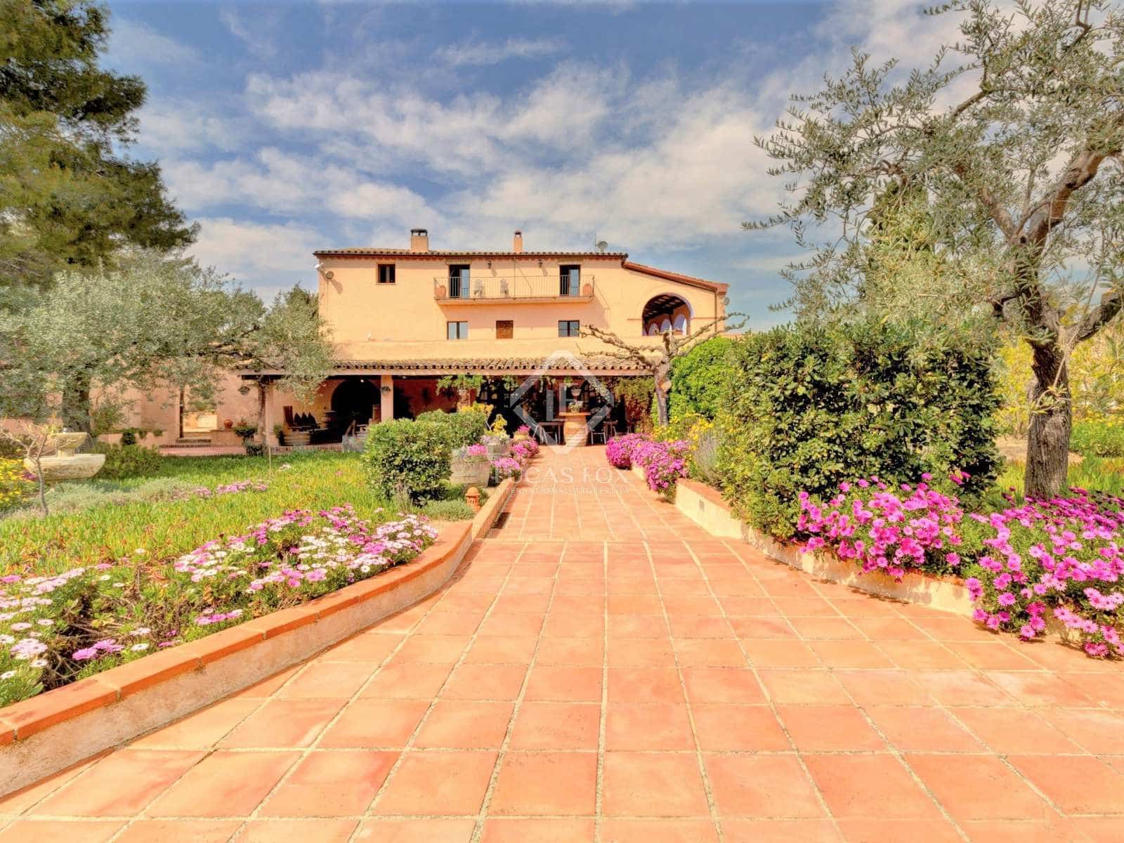 15 soveværelse Finca/Landehus til salg i El Molar med swimmingpool garage - € 5.250.000 (Ref: 7526948)